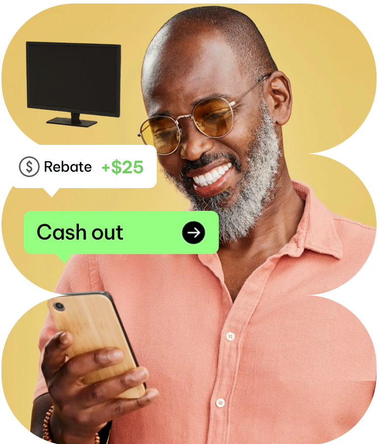 Customer receiving cash out payment from cashback+
